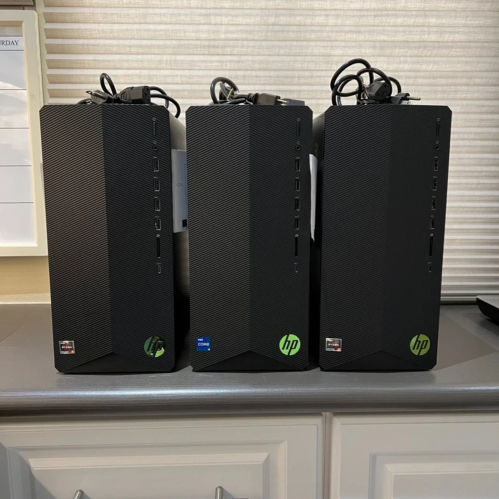 HP Pavilion Black Gaming Desktop Computer TG01-2170m PC 3060 256GB SSD 8GB RAM
